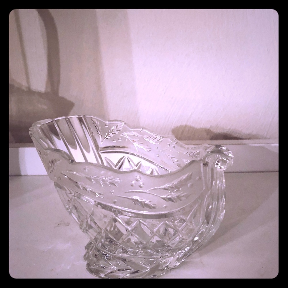 A 3”x 5” CRYSTAL SLEIGH